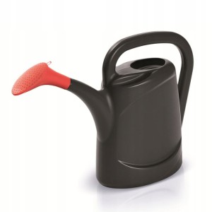 KONEWKA PODLEWACZKA PLASTIKOWA Z SITKIEM 7.5 L