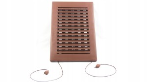 KRATKA WENTYLACYJNA Z ŻALUZJĄ SZNUREK 14x21 BRĄZ