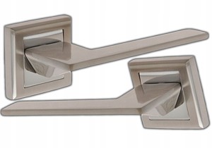 KLAMKA DRZWIOWA DO DRZWI WYTRZYMAŁA CELTIS TARCZKA KWADRATOWA NIKIEL SATYNA